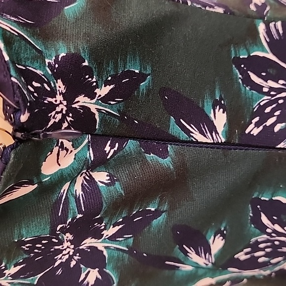 Floral dress - Picture 5 of 7